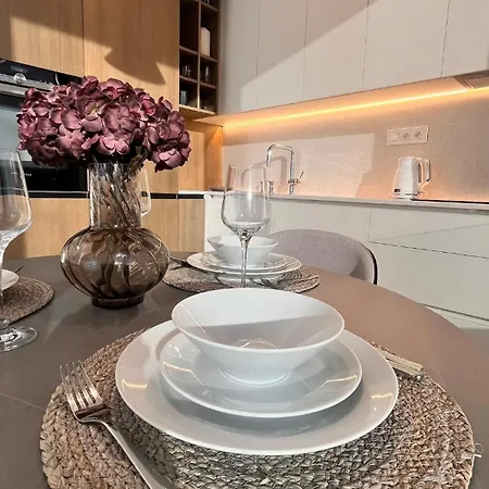 Vapartment Eurovea 2 Bratislava, Private Parking * Братислава