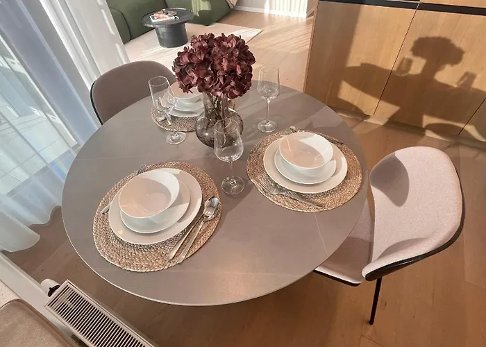 Vapartment Eurovea 2 Bratislava, Private Parking Apartman