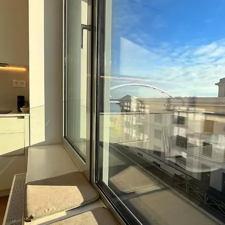 Vapartment Eurovea 2 Bratislava, Private Parking Apartment *